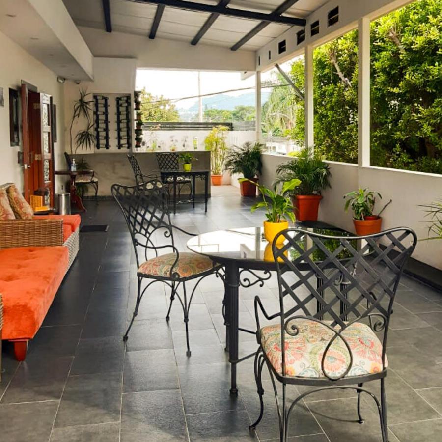 סאן סלבדור Hotel Villa Florencia Zona Rosa מראה חיצוני תמונה
