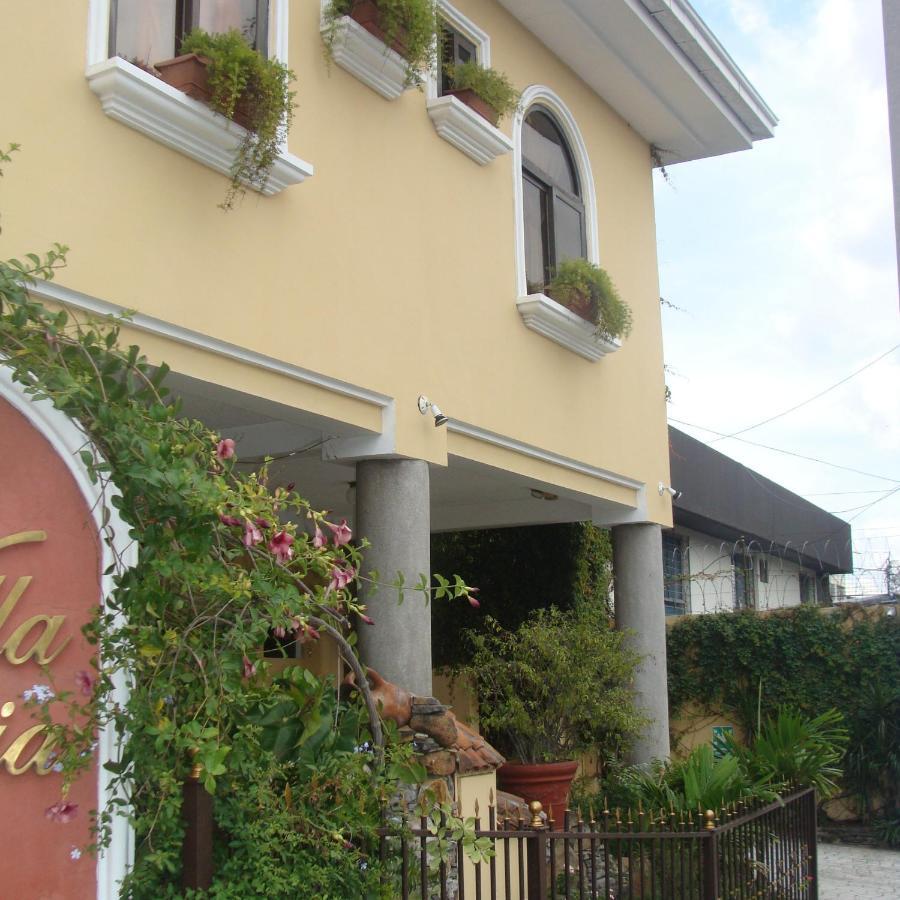 סאן סלבדור Hotel Villa Florencia Zona Rosa מראה חיצוני תמונה