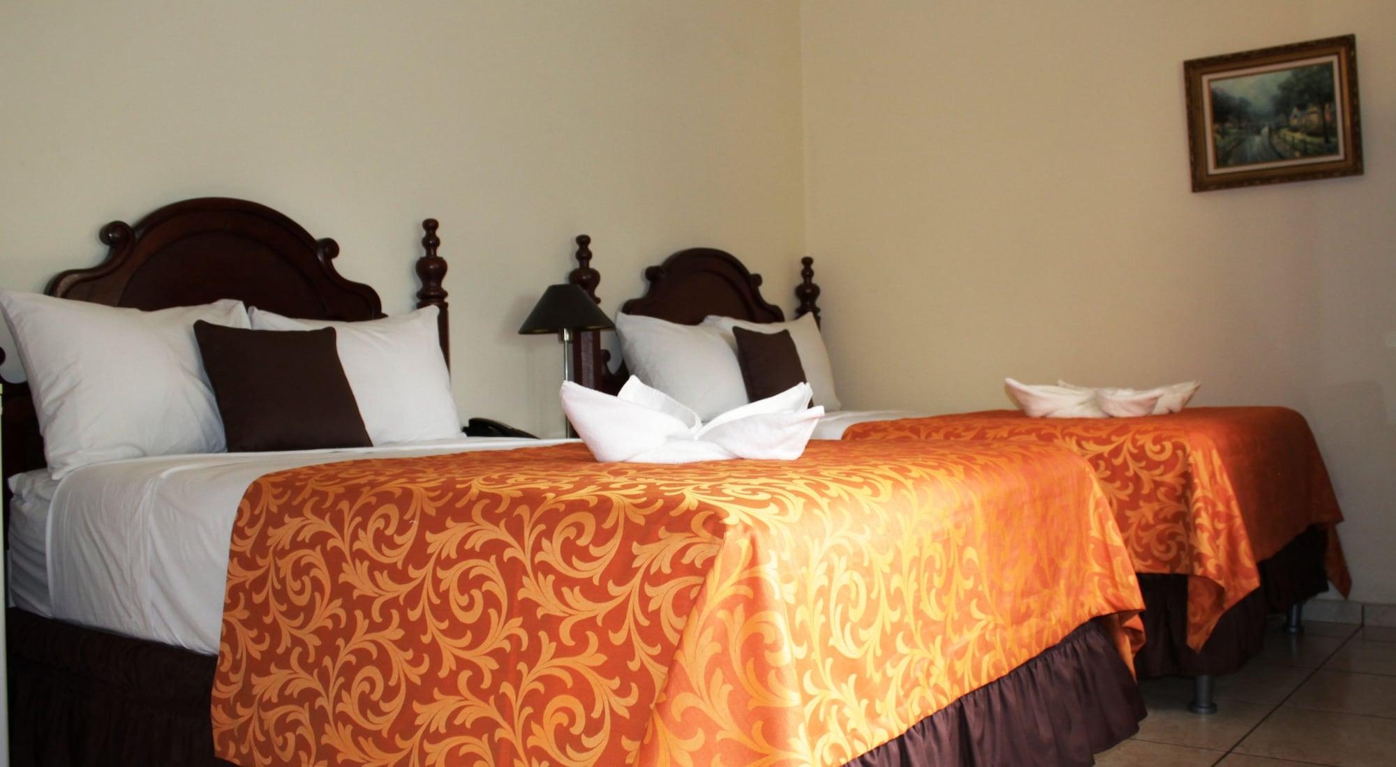 סאן סלבדור Hotel Villa Florencia Zona Rosa מראה חיצוני תמונה