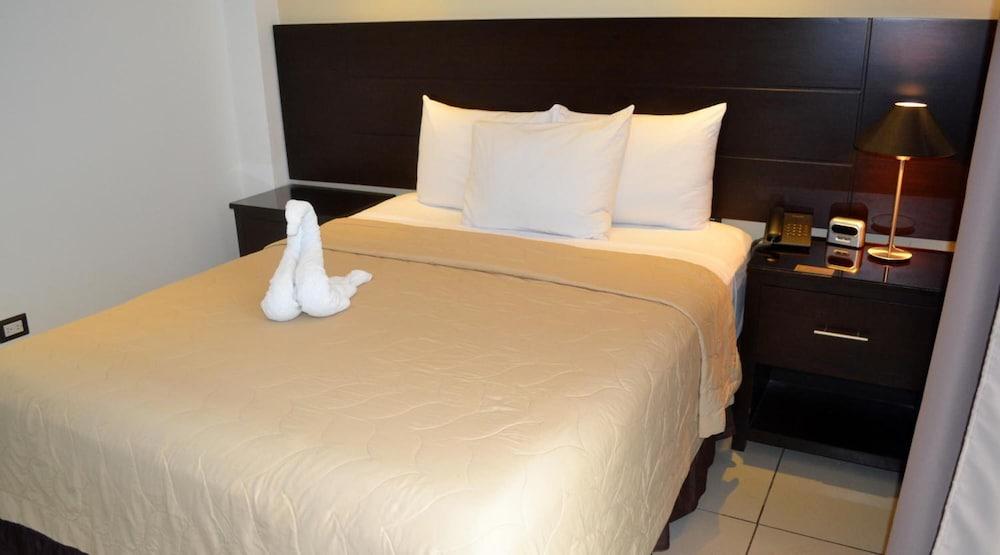 סאן סלבדור Hotel Villa Florencia Zona Rosa מראה חיצוני תמונה