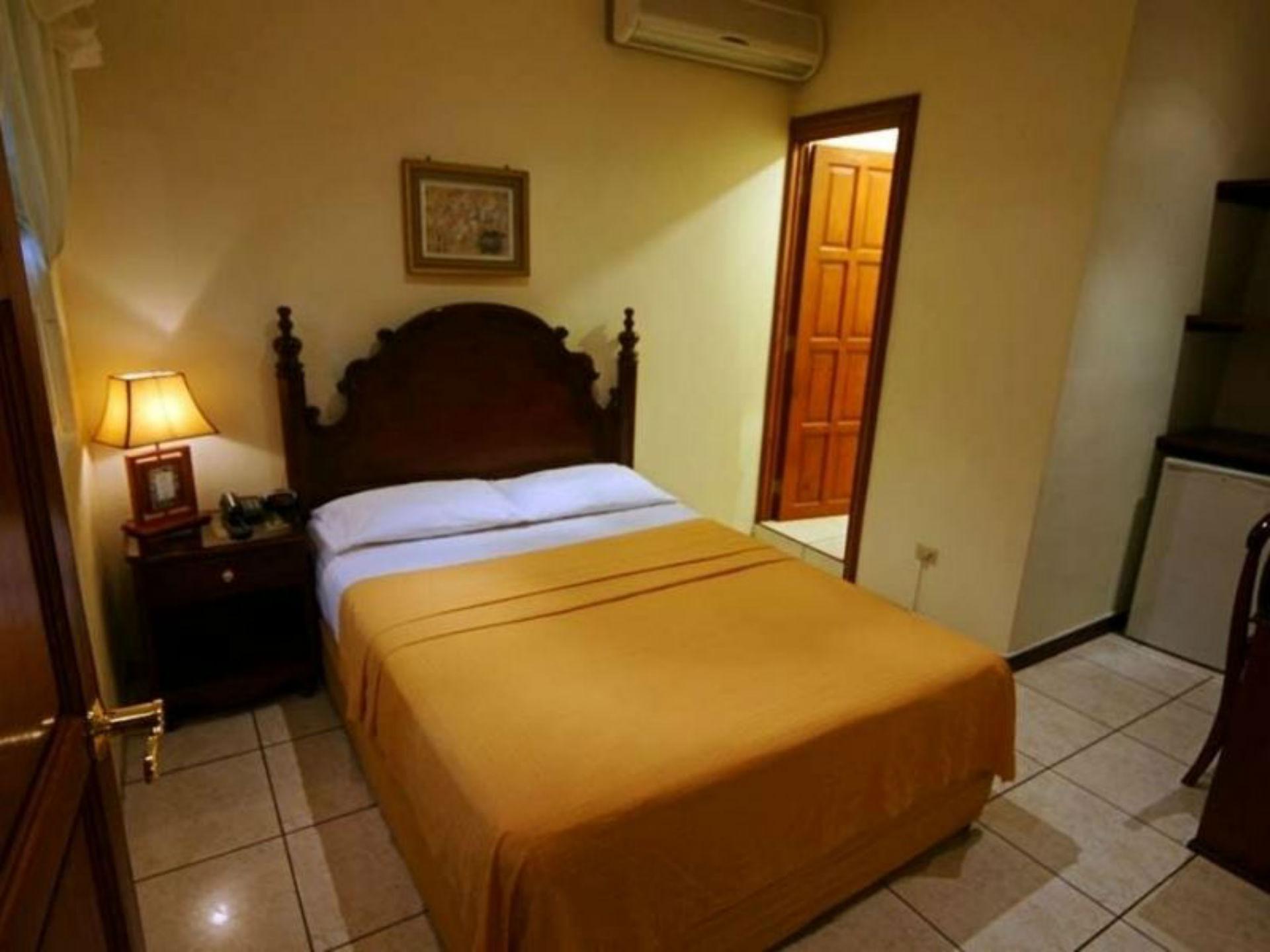סאן סלבדור Hotel Villa Florencia Zona Rosa מראה חיצוני תמונה