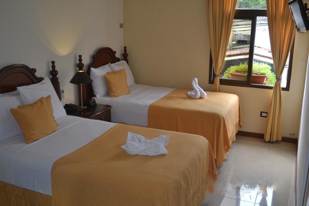 סאן סלבדור Hotel Villa Florencia Zona Rosa מראה חיצוני תמונה