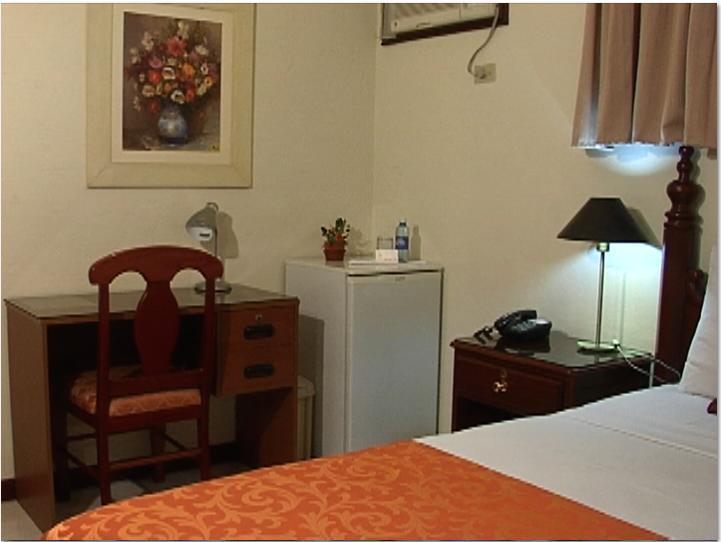 סאן סלבדור Hotel Villa Florencia Zona Rosa מראה חיצוני תמונה